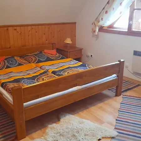 Chalet Pod Sklenym Vrskom