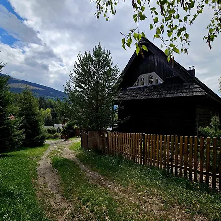 Pod Sklenym Vrskom Chalet